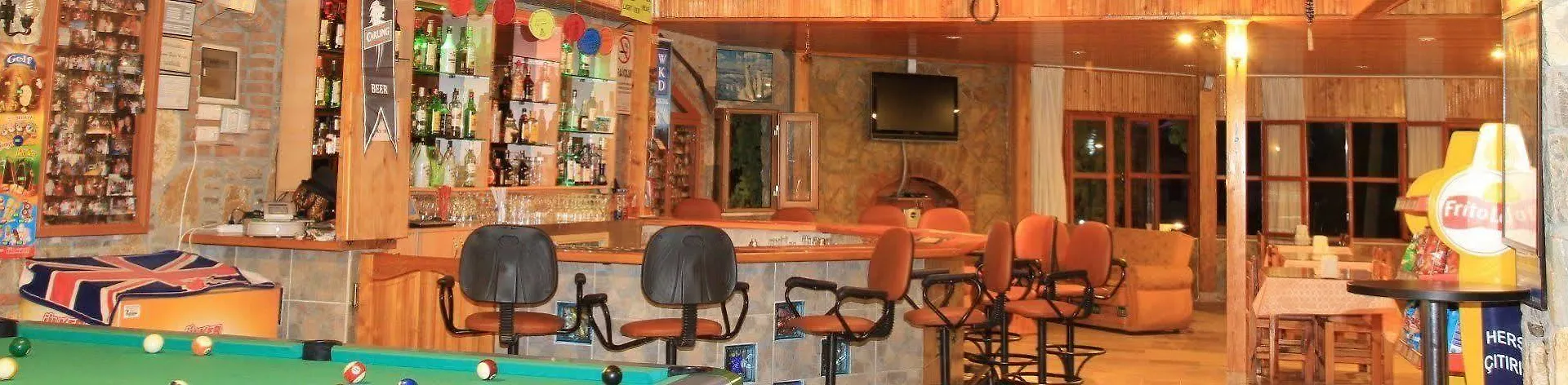 לינה וארוחת בוקר אולודניץ Gorkem Hotel & Apartments